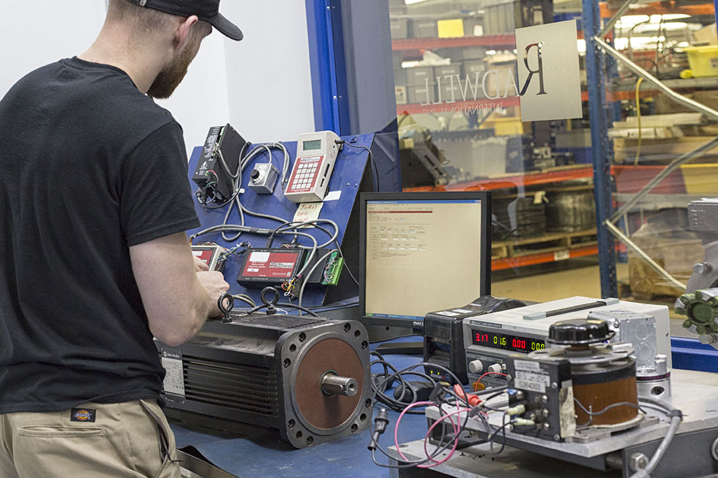 Naprawa serwomotorów